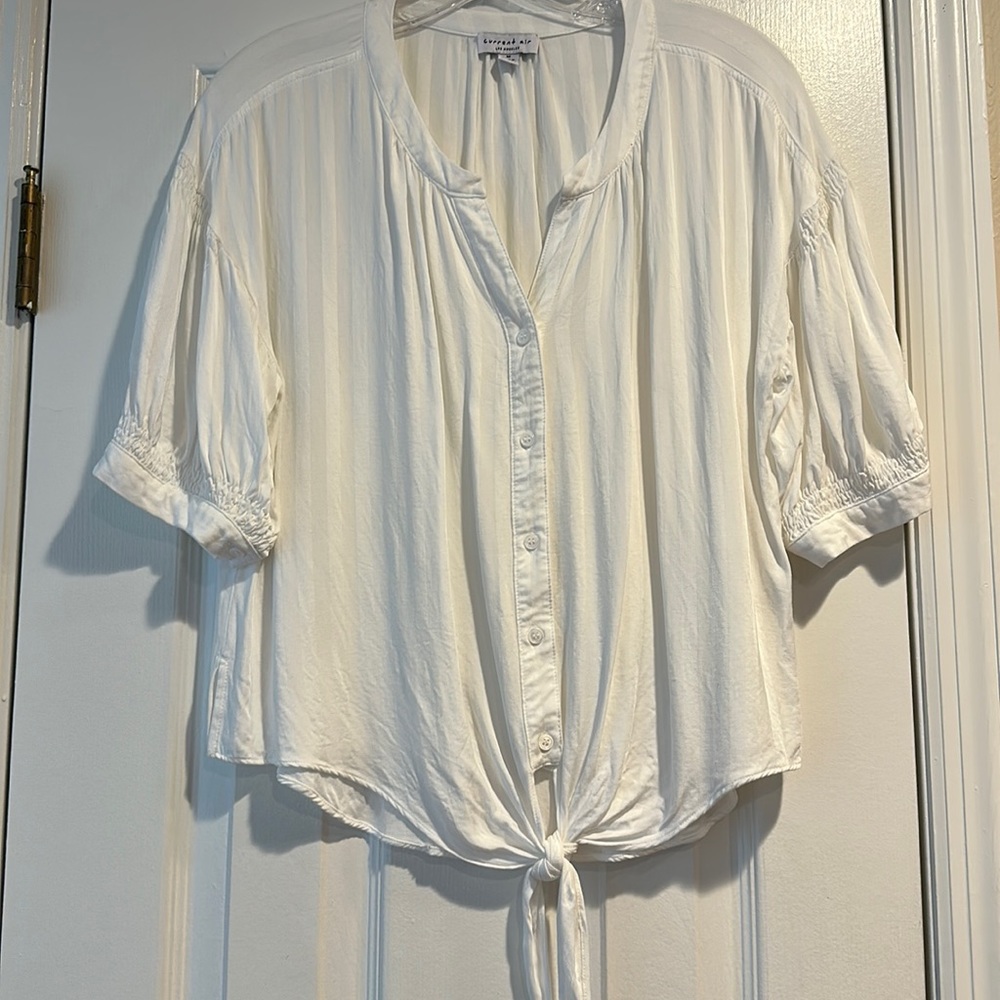 Current Air Tie Front Button Top - image 1